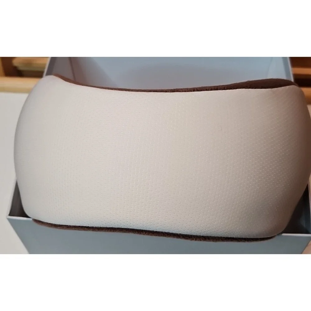 GARYWAY Neck Massager Cordless NIB Shiatsu Deep Kneading Pillow Heat 2600mAh NEW